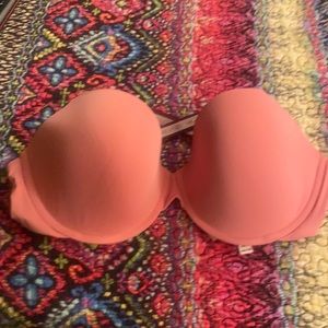 Victoria Secret 36DD Bra only worn once